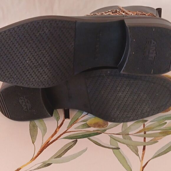 Tamaris Leather Fidelia Booties - Picture 10 of 13